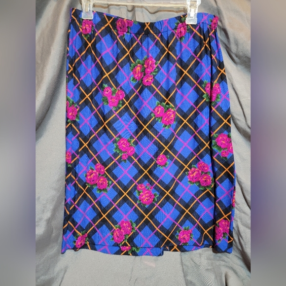 Top and bottom vibrant vintage shirt and skirt - Picture 2 of 6